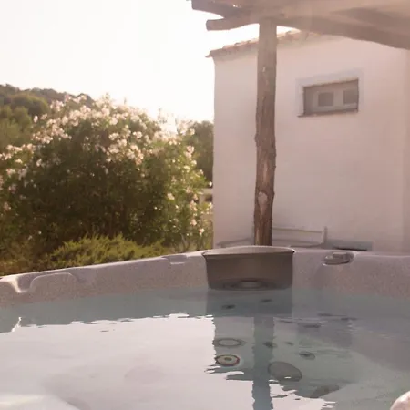 Dom wakacyjny Casa Manorgai Uno Orosei